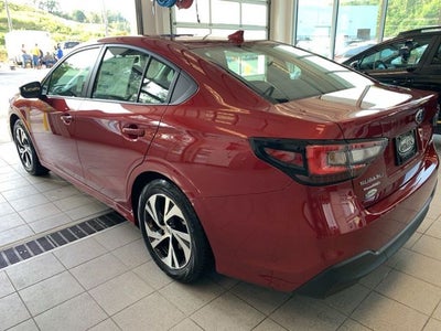 2025 Subaru LEGACY Premium