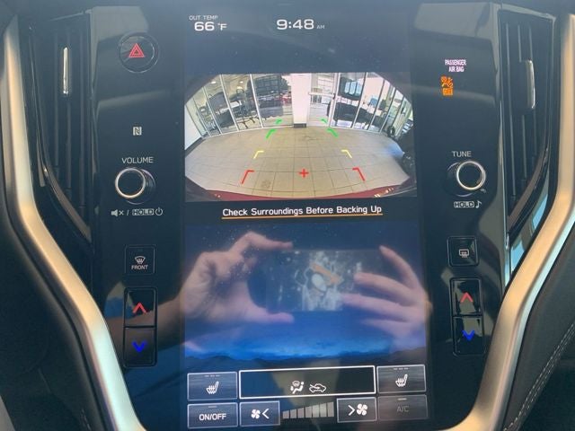 2025 Subaru LEGACY Premium