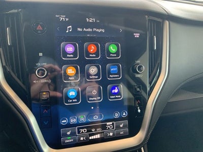 2025 Subaru LEGACY Premium