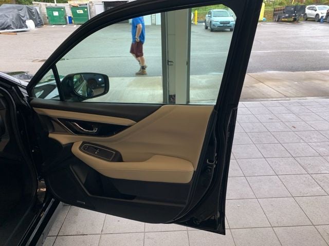 2025 Subaru LEGACY Limited