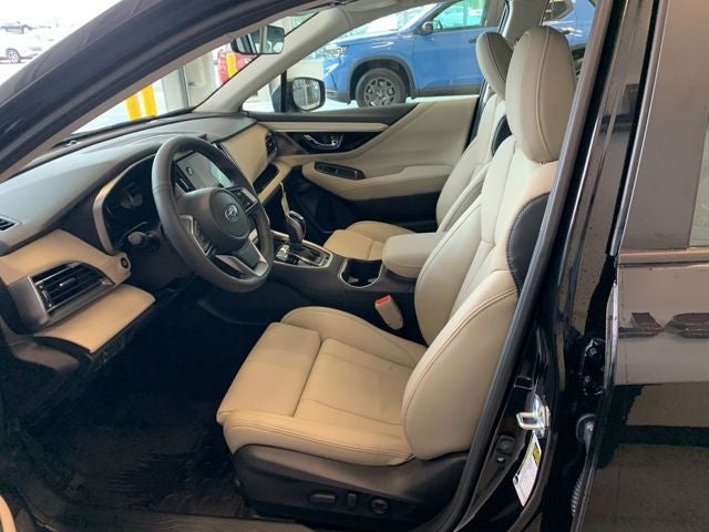 2025 Subaru LEGACY Limited