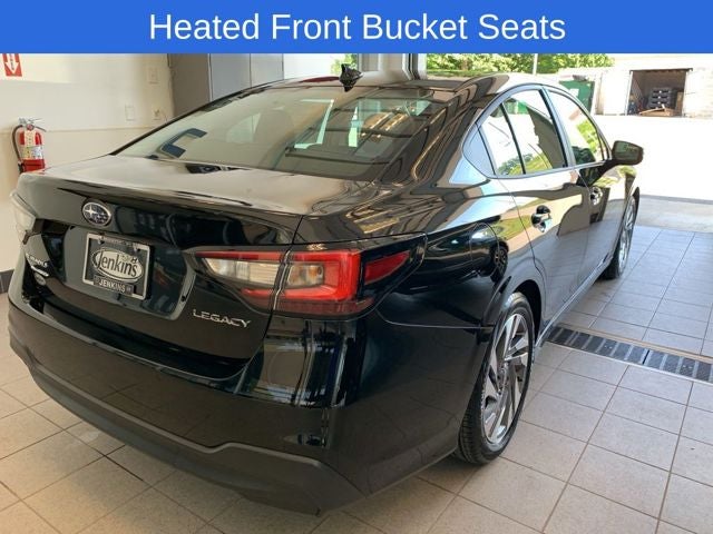 2025 Subaru LEGACY Limited