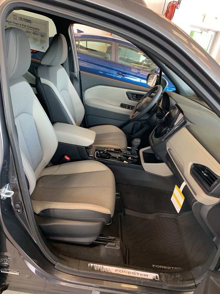 2026 Subaru FORESTER Premium Hybrid