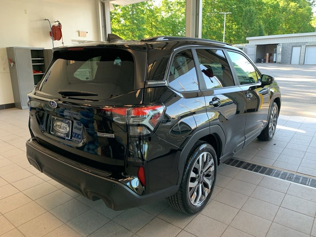 2026 Subaru FORESTER Touring Hybrid