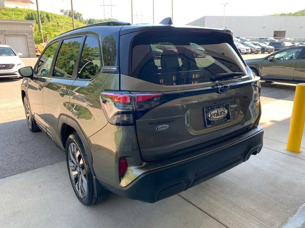 2026 Subaru FORESTER Touring Hybrid