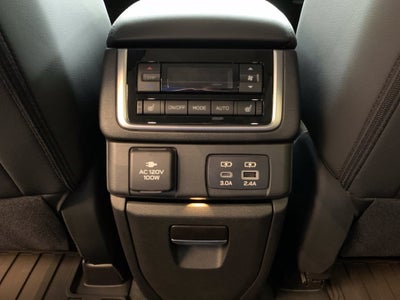 2027 Subaru ASCENT Onyx Edition Touring 7-Passenger