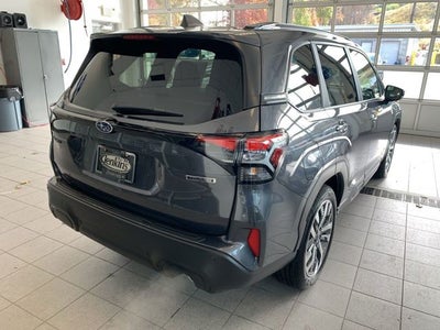 2025 Subaru FORESTER Touring