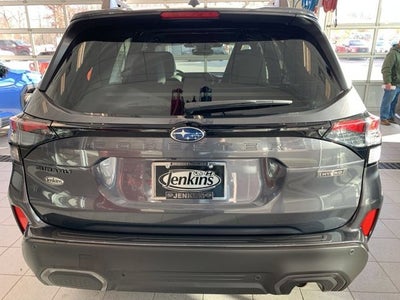 2025 Subaru FORESTER Limited Hybrid