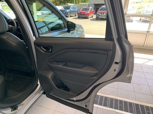 2025 Subaru FORESTER Limited Hybrid