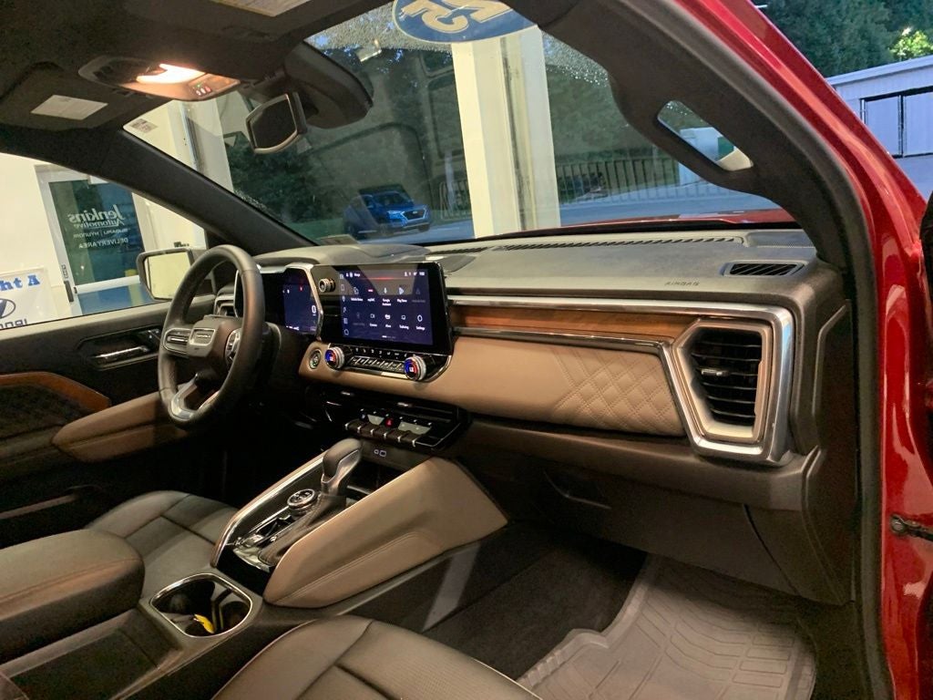 2025 GMC Canyon Denali