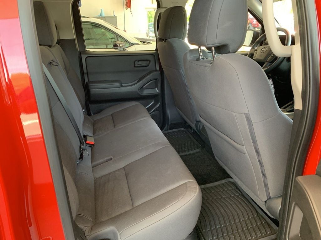 2022 Nissan Frontier S