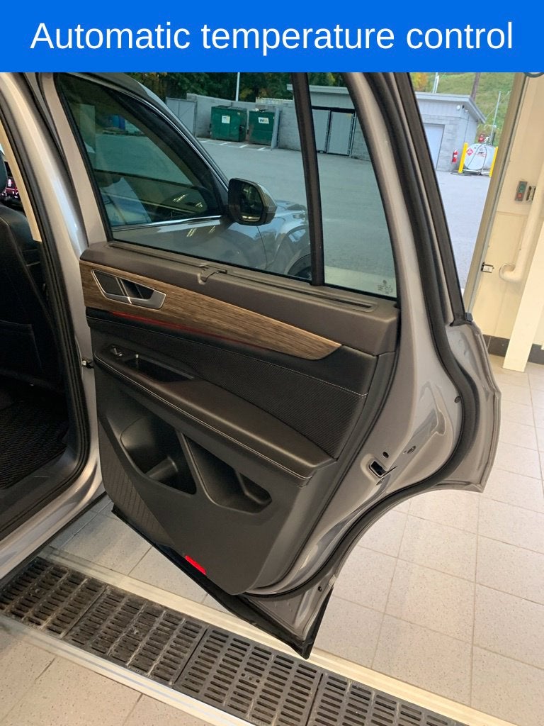 2024 Volkswagen Atlas 2.0T SEL