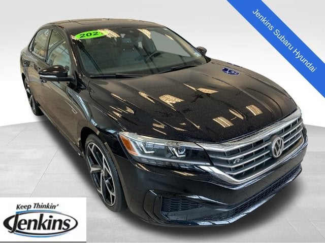 2021 Volkswagen Passat 2.0T R-Line