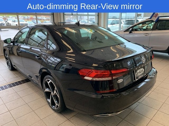 2021 Volkswagen Passat 2.0T R-Line