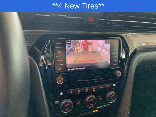 2021 Volkswagen Passat 2.0T R-Line