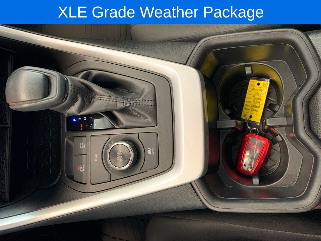 2023 Toyota RAV4 Hybrid XLE