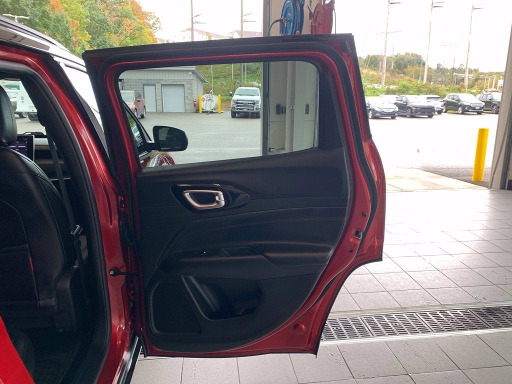 2025 Jeep Compass Trailhawk