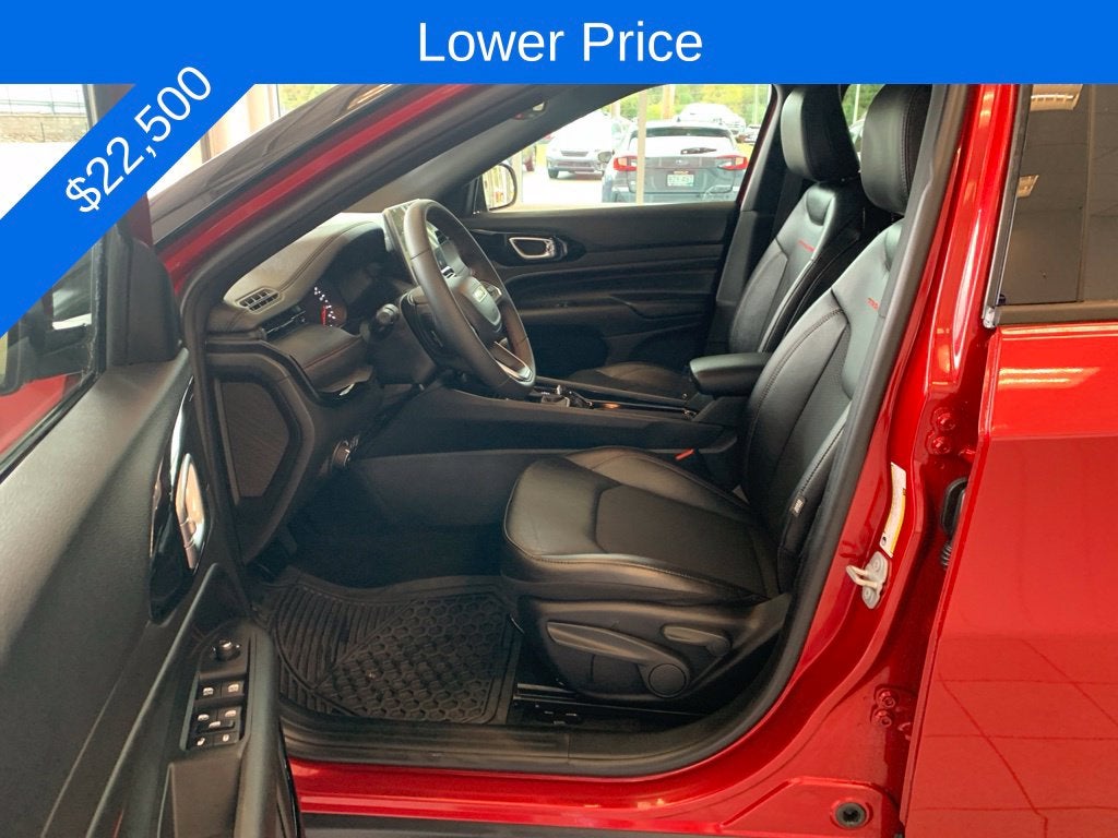 2025 Jeep Compass Trailhawk