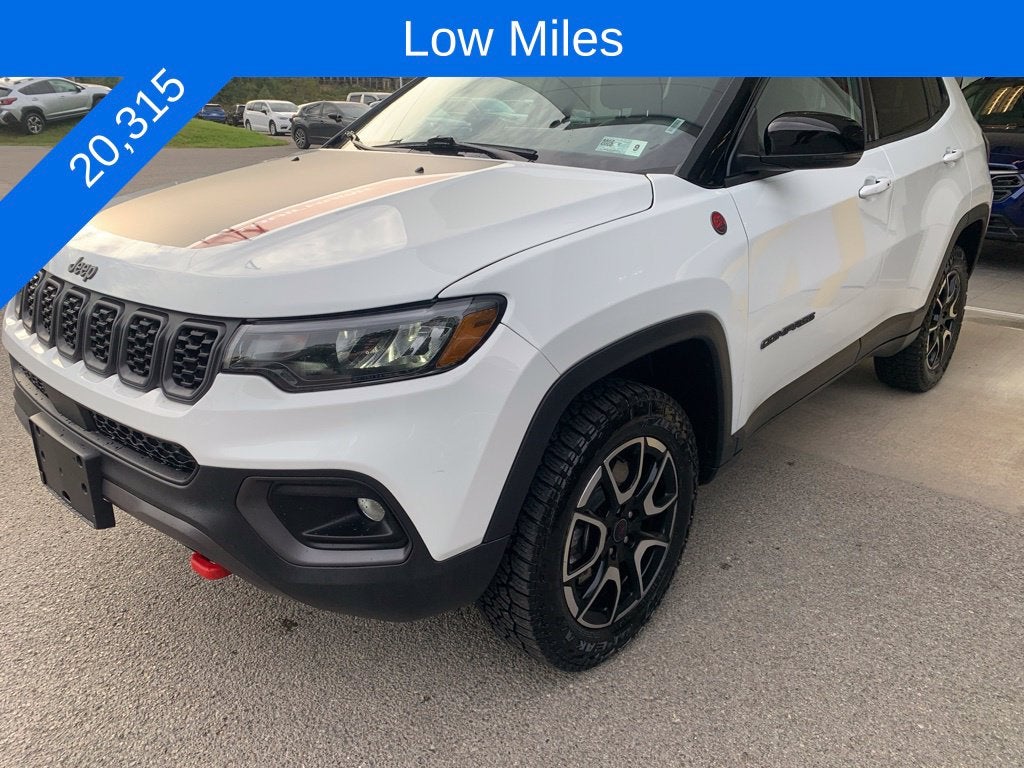 2025 Jeep Compass Trailhawk
