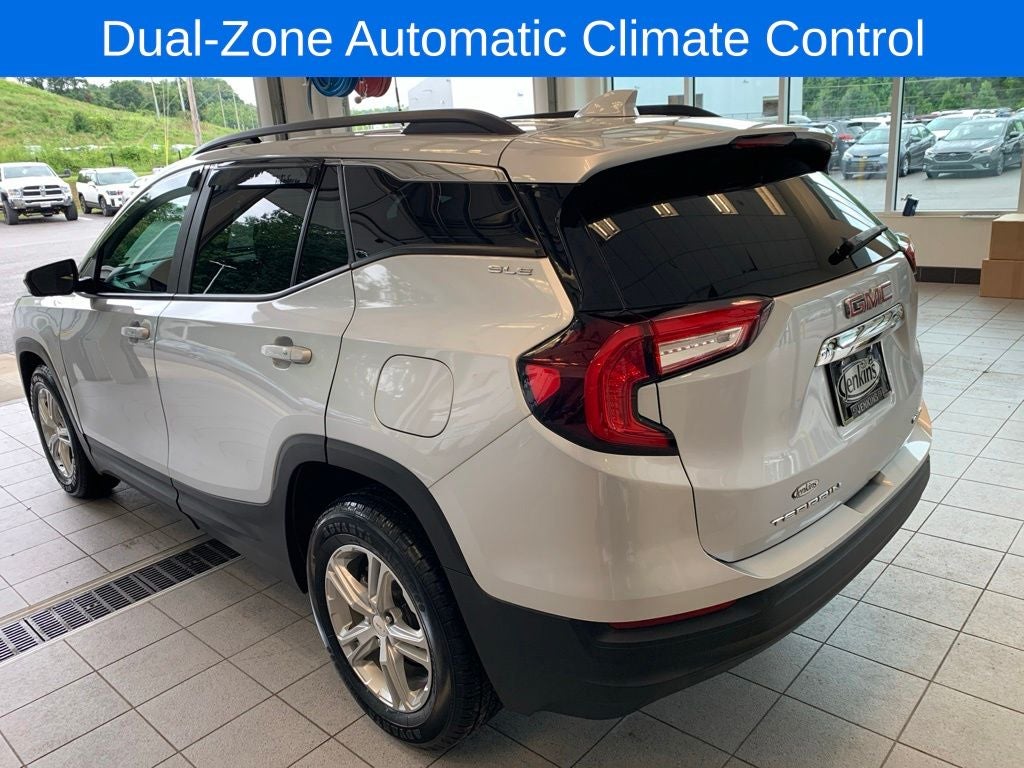 2022 GMC Terrain SLE