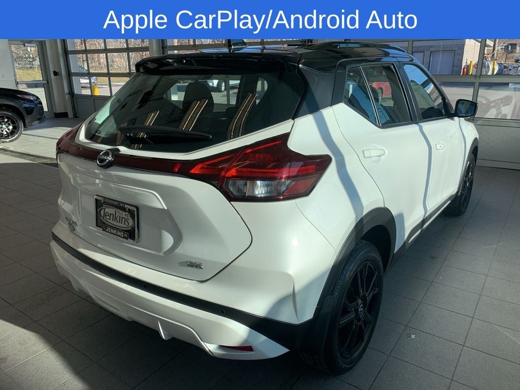 2023 Nissan Kicks SR