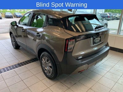 2025 Nissan Kicks S