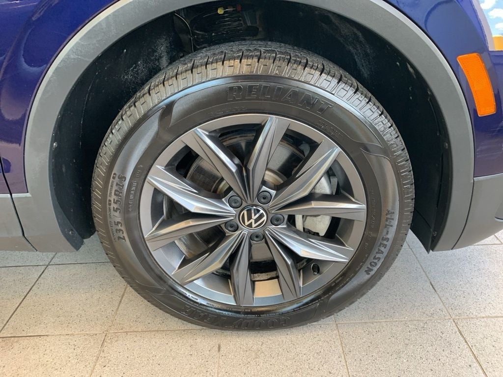 2023 Volkswagen Tiguan 2.0T SE