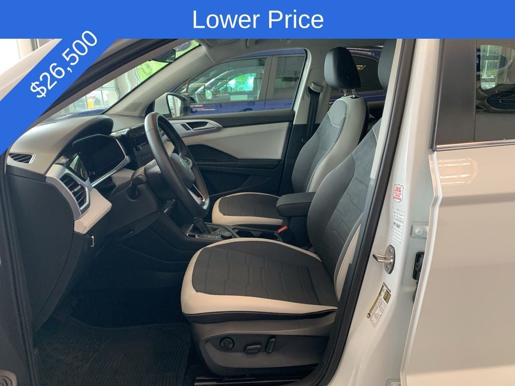 2025 Volkswagen Taos 1.5T SE