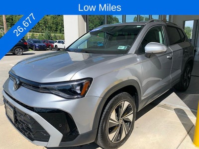 2025 Volkswagen Taos 1.5T SE