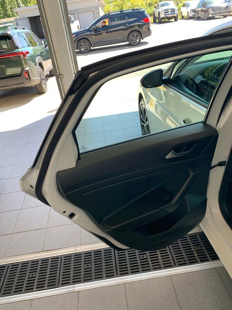 2025 Volkswagen Jetta 1.5T Sport