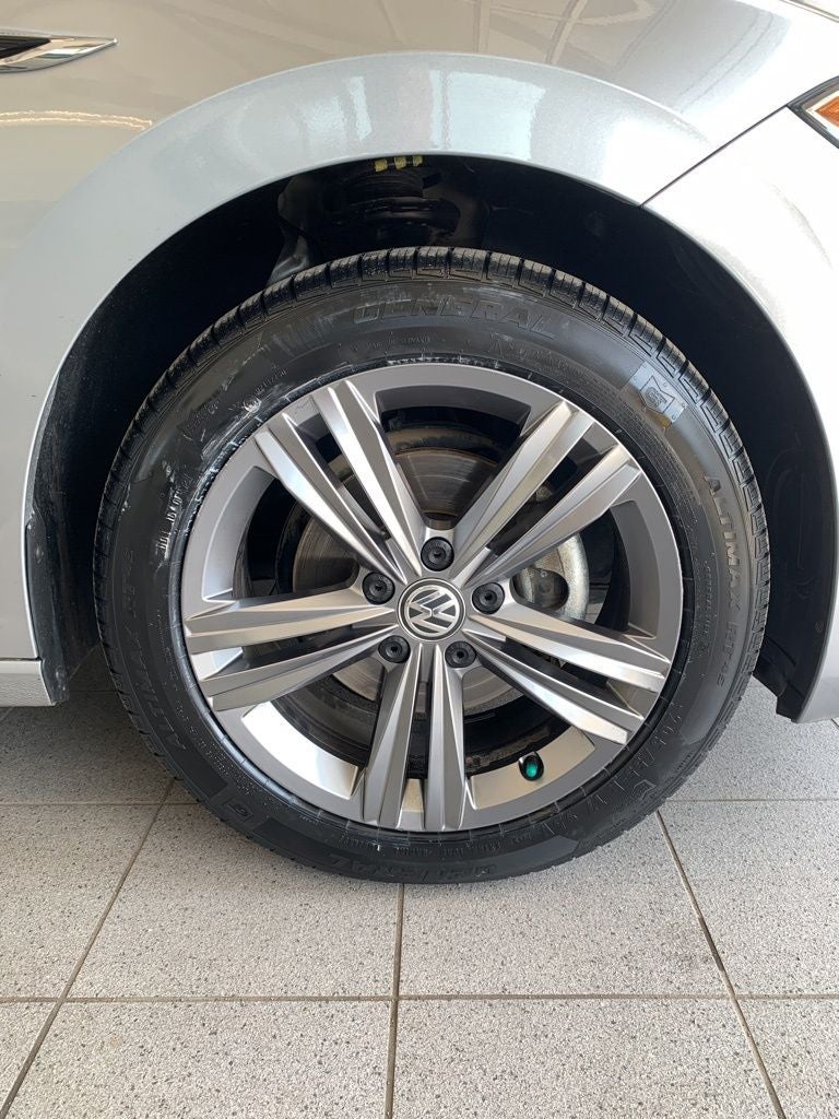 2020 Volkswagen Jetta R-Line