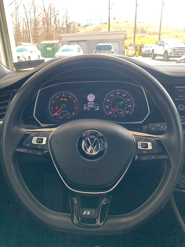2020 Volkswagen Jetta R-Line