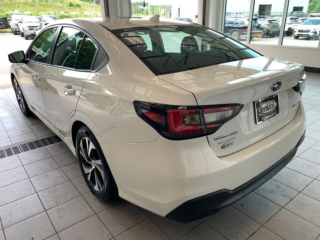 2025 Subaru Legacy Base