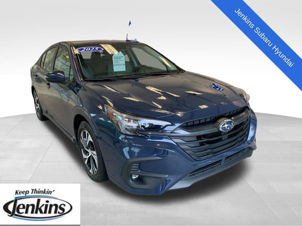 2025 Subaru Legacy Premium's photo