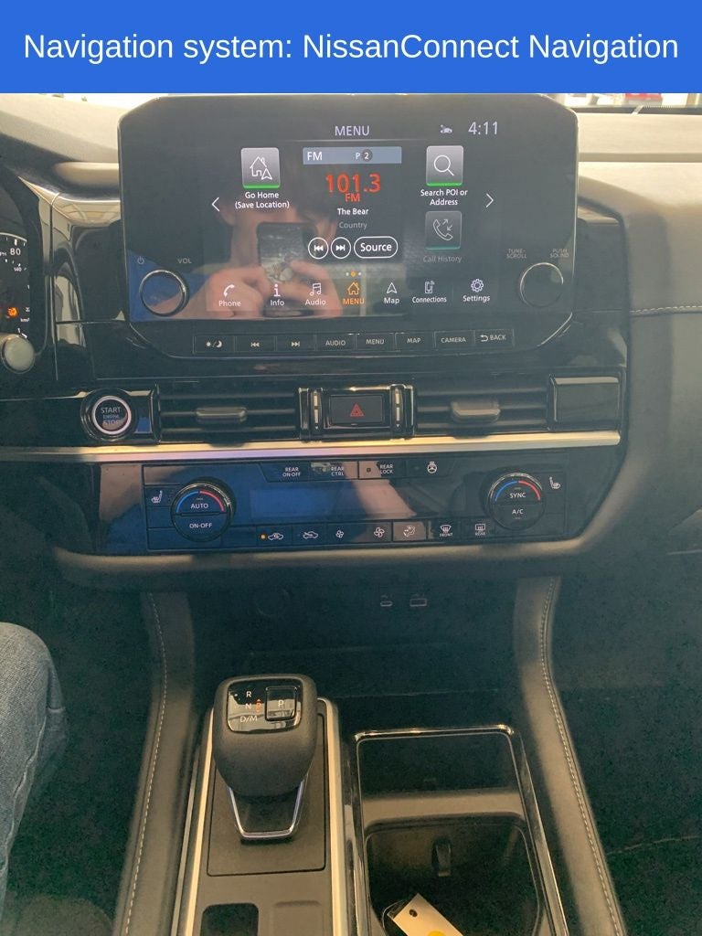 2023 Nissan Pathfinder SL