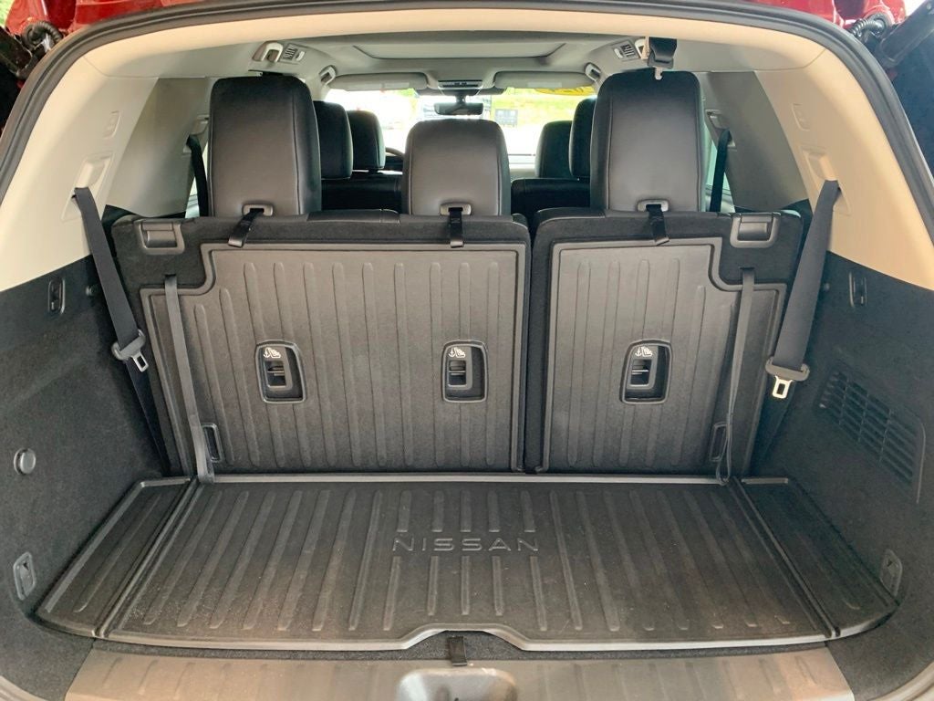 2024 Nissan Pathfinder Platinum