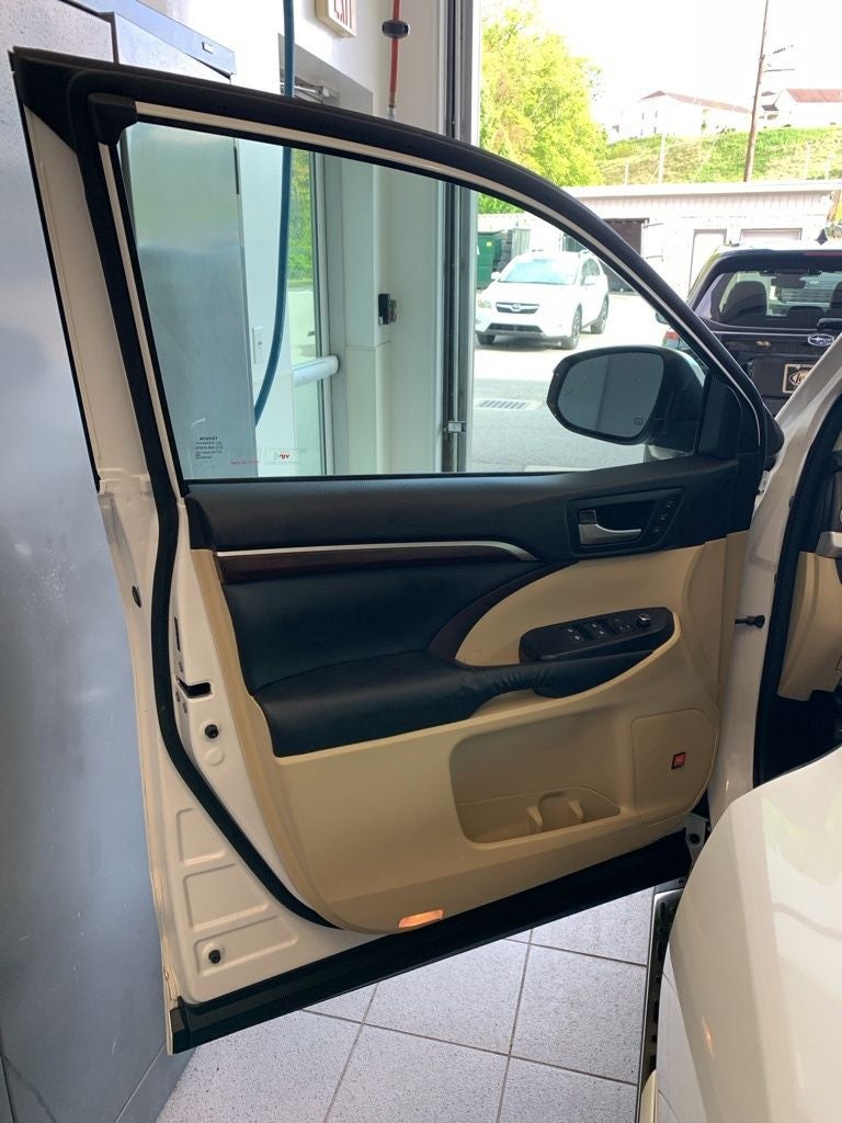 2014 Toyota Highlander Limited