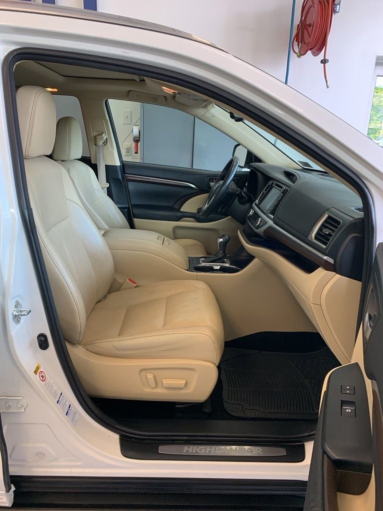 2014 Toyota Highlander Limited