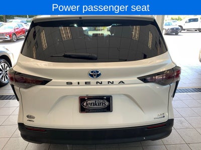 2024 Toyota Sienna XLE 7 Passenger