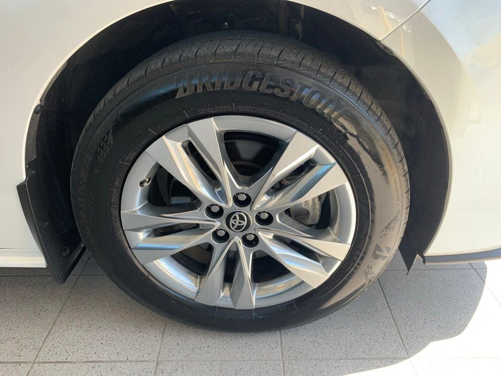 2024 Toyota Sienna XLE 7 Passenger