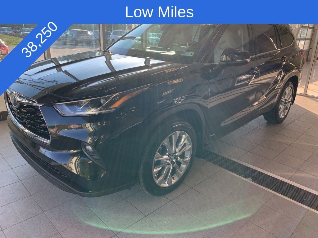 2023 Toyota Highlander Hybrid Limited