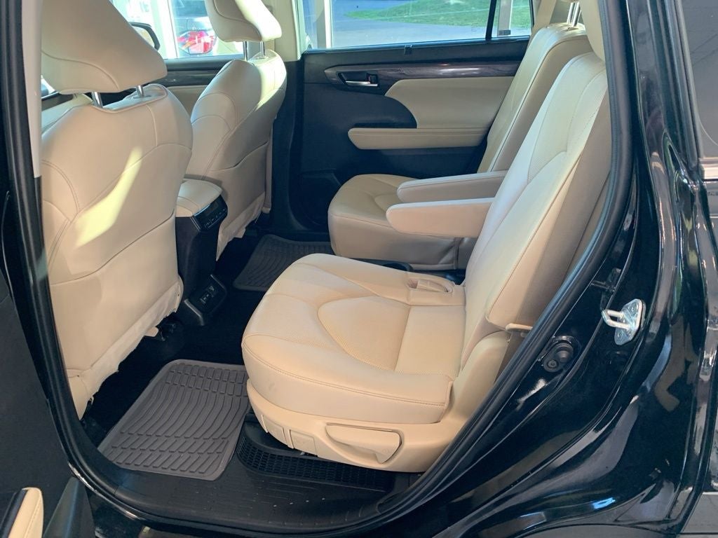 2023 Toyota Highlander Hybrid Limited