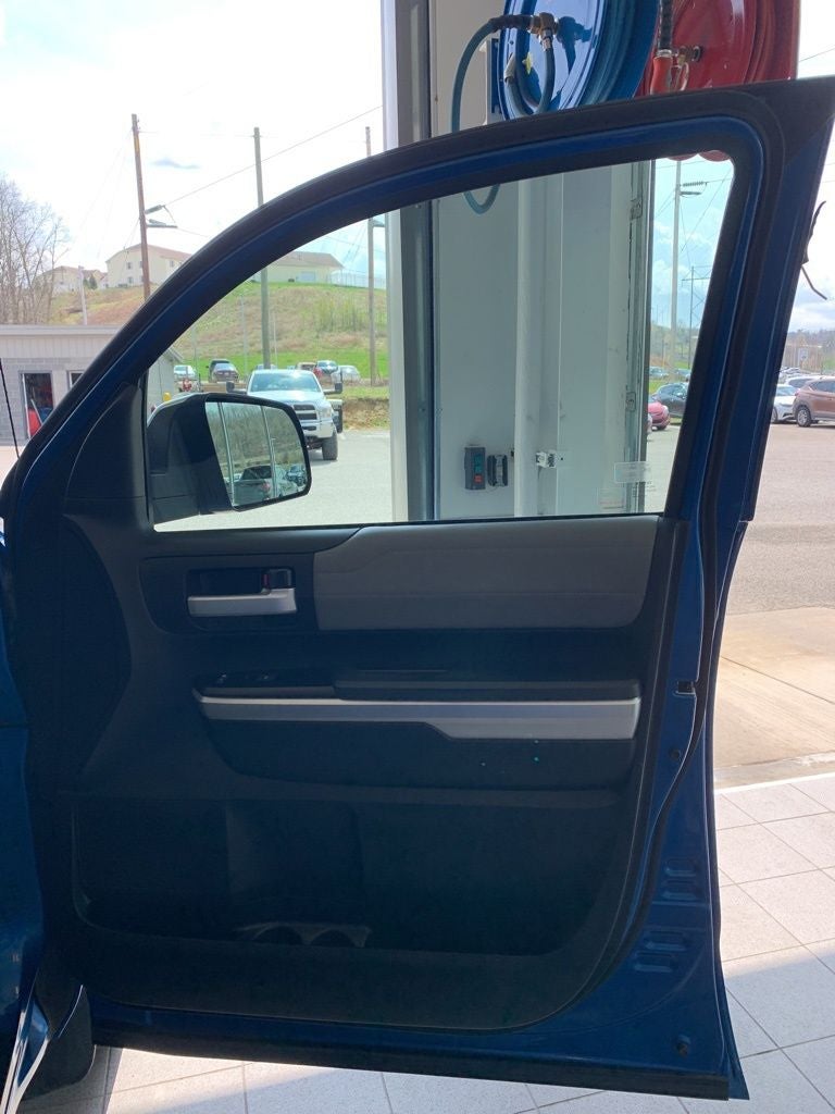 2017 Toyota Tundra Limited CrewMax