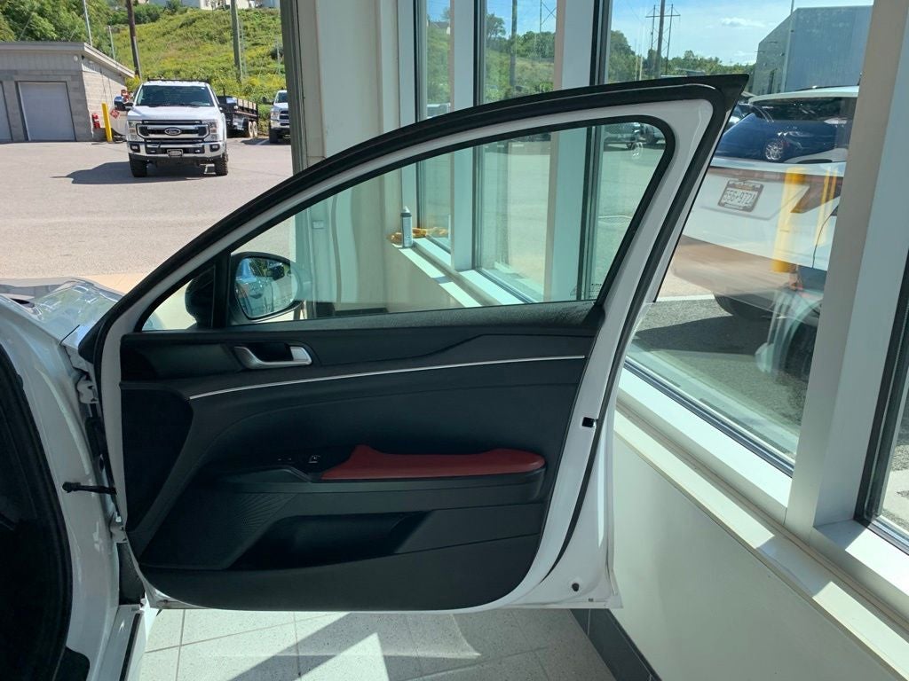 2024 Kia K5 GT-Line - Photo 22