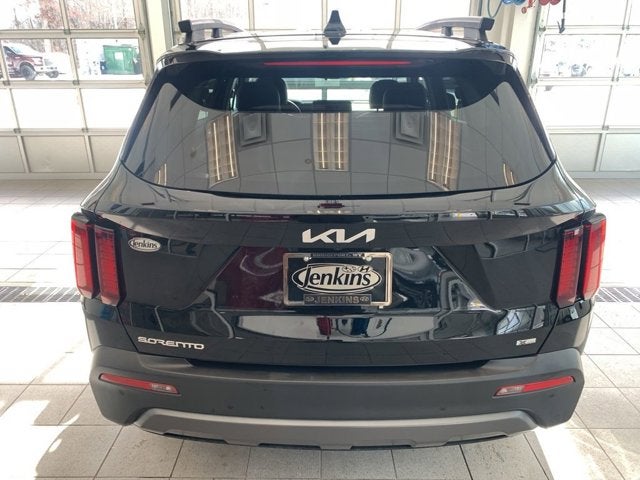 2023 Kia Sorento X-Line S