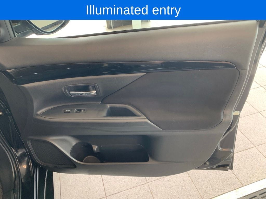 2019 Mitsubishi Outlander ES
