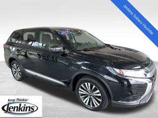 2019 Mitsubishi Outlander ES