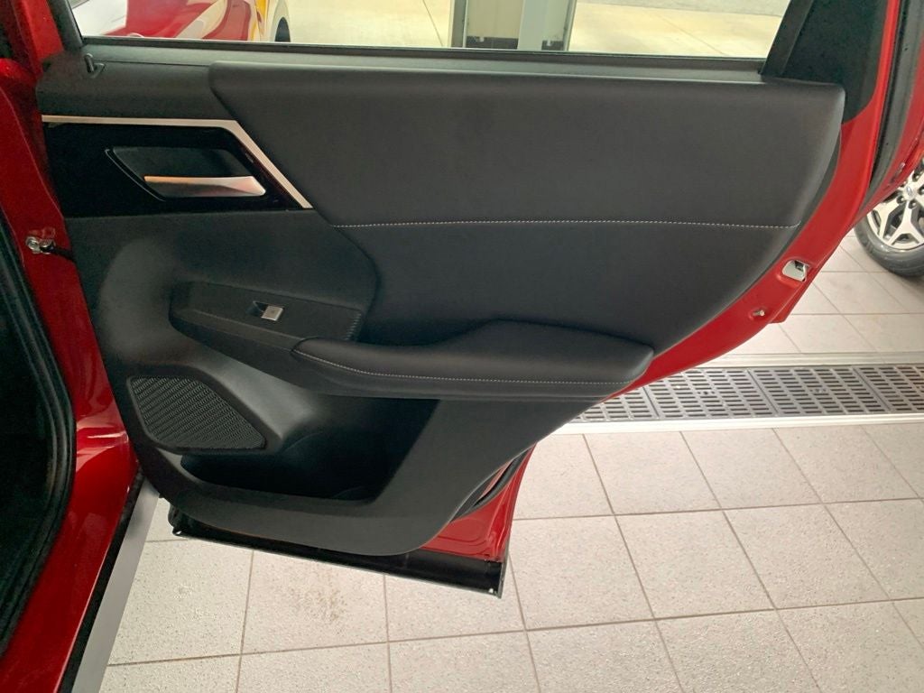 2023 Mitsubishi Outlander SE Special Edition