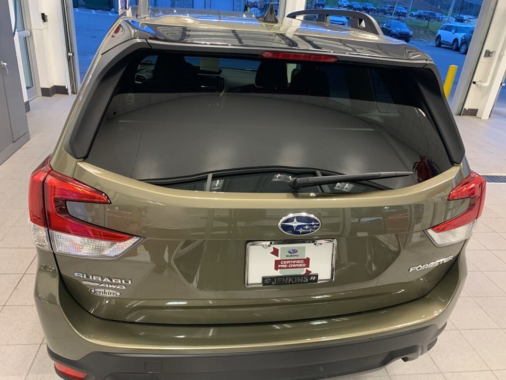 2024 Subaru Forester Premium