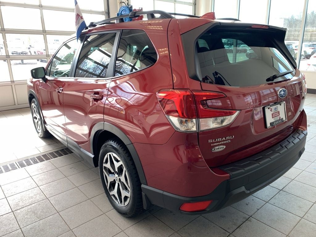 2023 Subaru Forester Premium